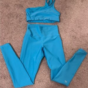 ALO Yoga Teal Activewear Set